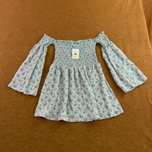 Love @ First Sight Womens Large Blue Smocked Bell Sleeve Disty Floral Top NWT
